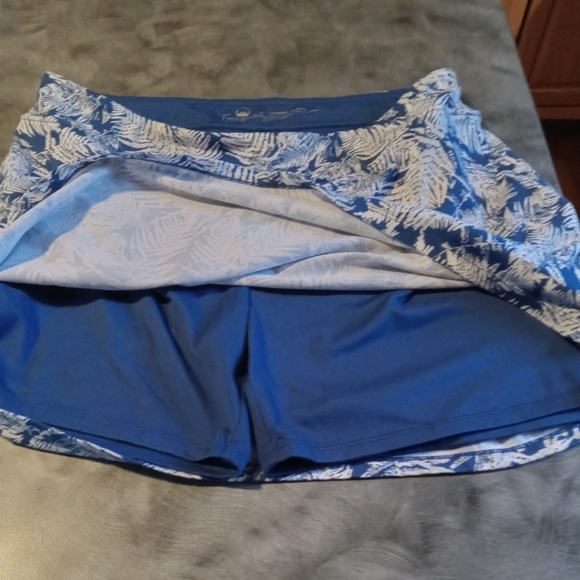 Tranquility skort. - Picture 2 of 4